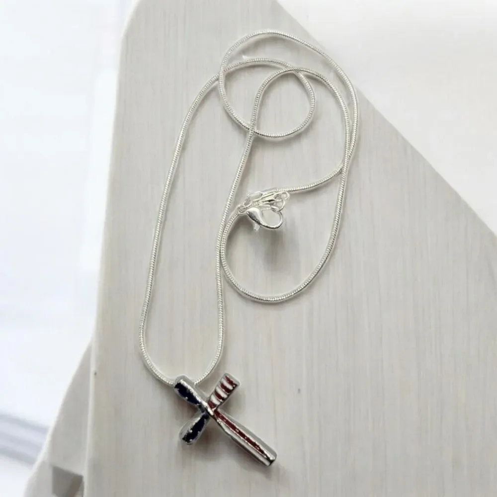 American Flag Cross Pendant Necklace Patriotic USA Stars Stripes Silver Chain 18